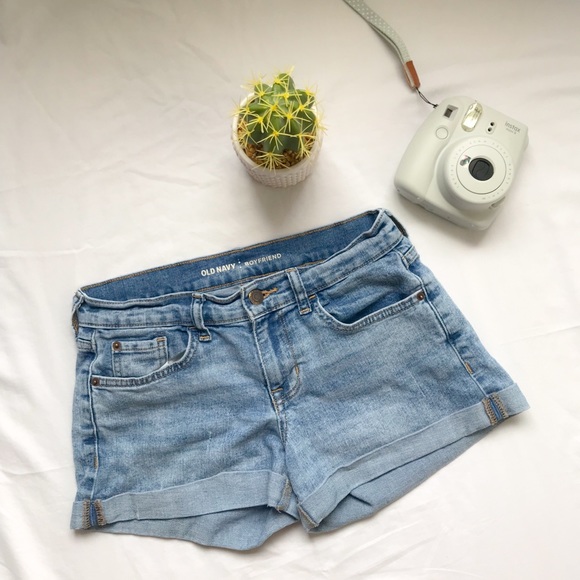 Old Navy Jean Shorts! Size 0! Great Condition! - Picture 2 of 2